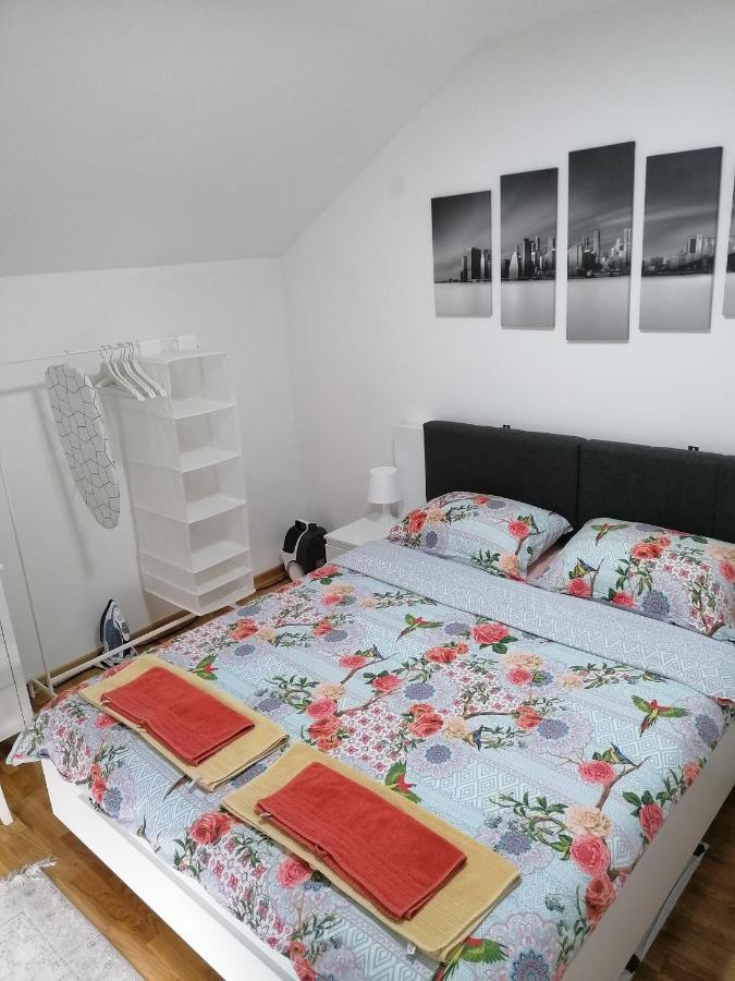 Nenadovic Apartman Obrenovac  Exterior foto